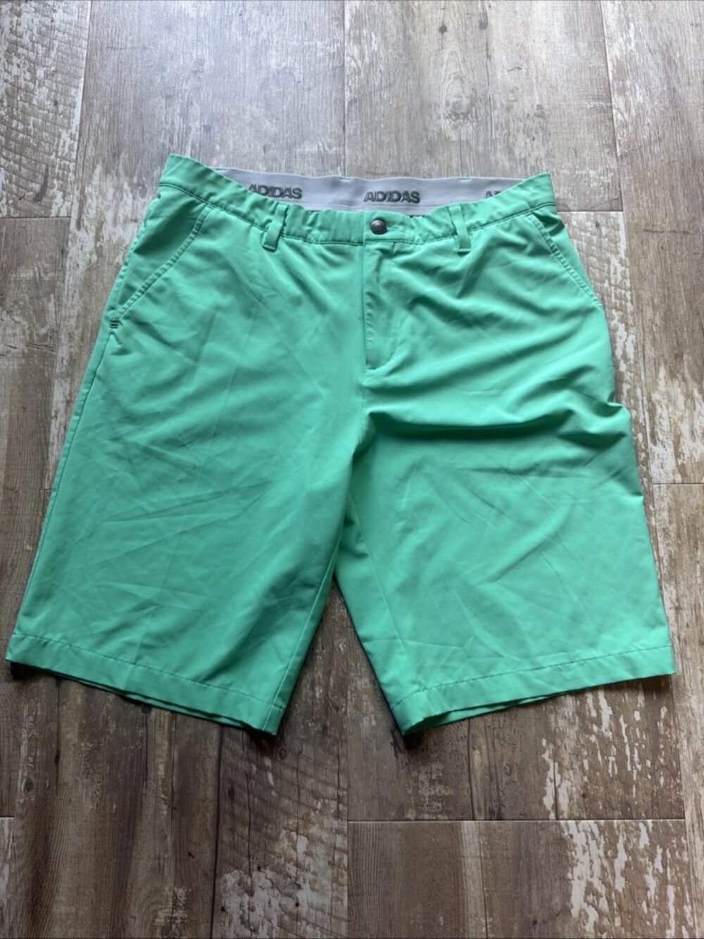 ADIDAS Golf Green Performance Stretch Flat Front Lightweight Shorts Men’s 34